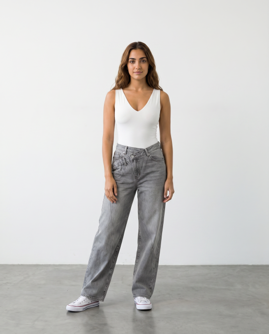 CF WOMAN_Gemini 3 (Nano Banana Pro)_2026-04-23_18-33-49